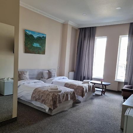 Rail Hotel Tbilisi Buitenkant foto