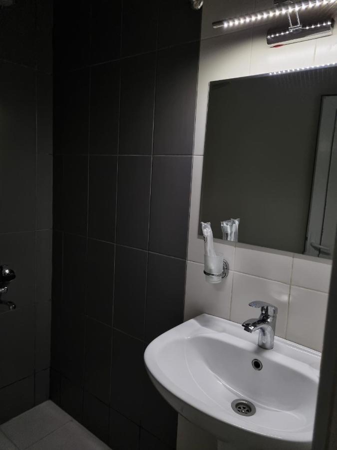 Rail Hotel Tbilisi Buitenkant foto