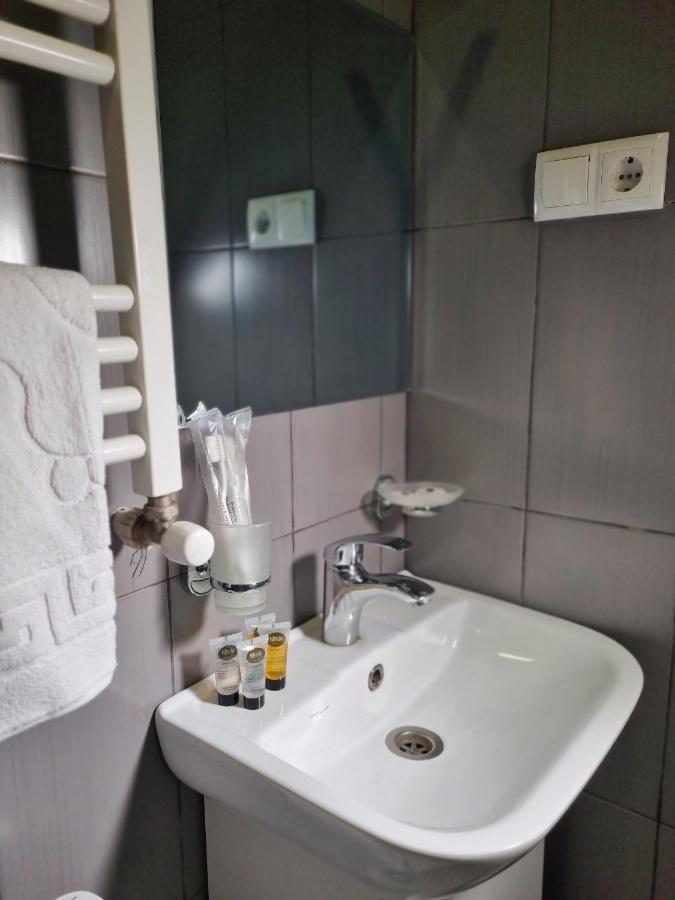 Rail Hotel Tbilisi Buitenkant foto
